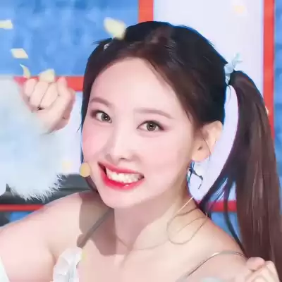 仰映容